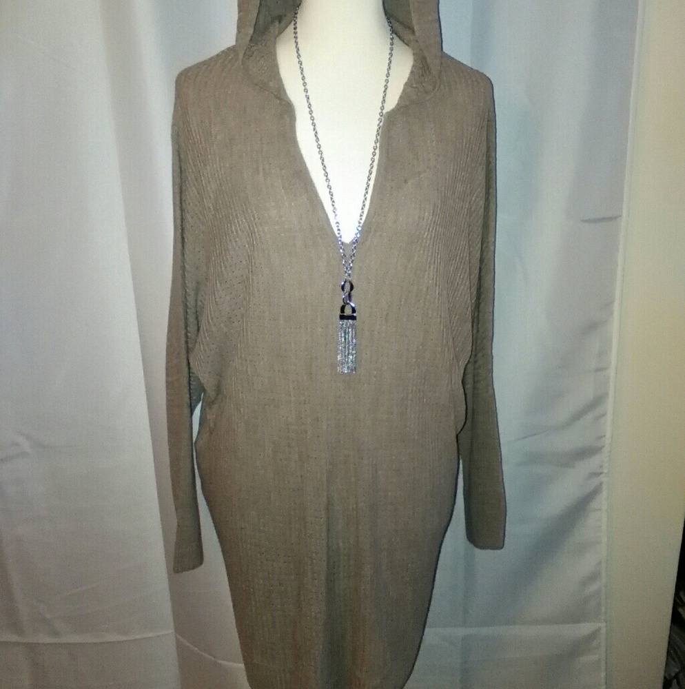 NWOT long tan knit hoodie sweater